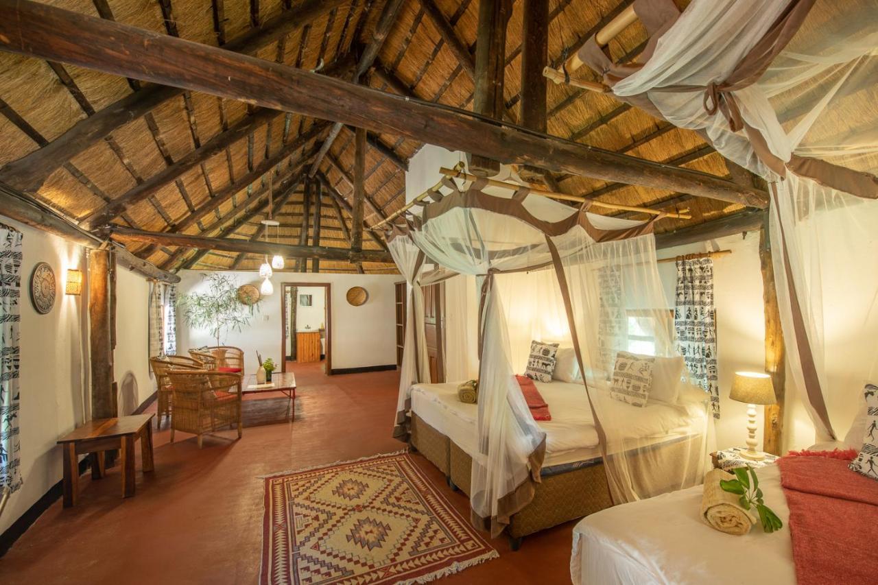 Pioneer Camp Villa ลุซากา ภายนอก รูปภาพ